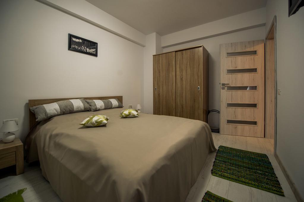Criss Lotus Apartment Mamaia